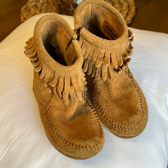 Minnetonka Other - MINNETONKA MOCCASINS Shoes Toddler Size 11